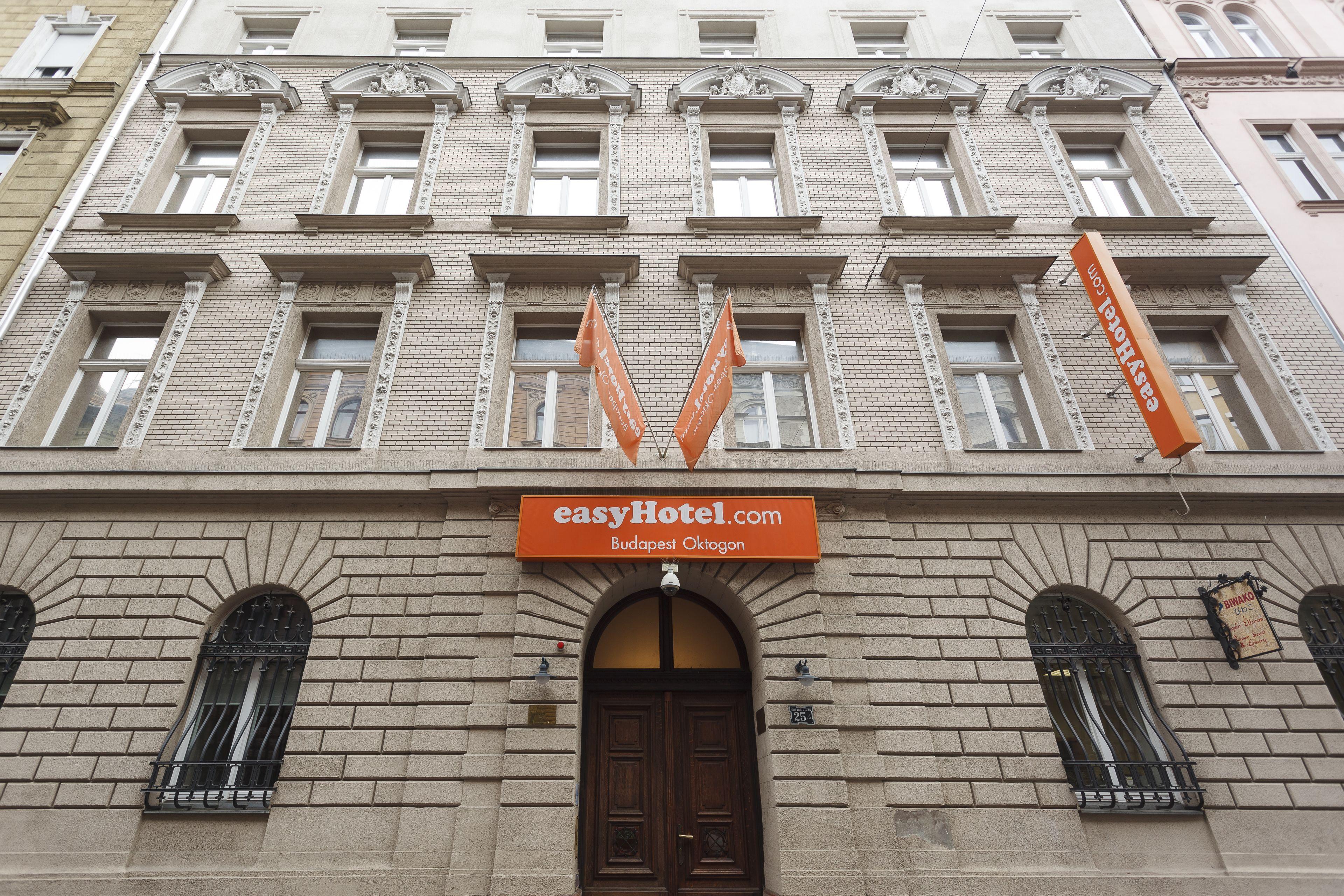 Easyhotel Budapest Oktogon — Photos 3